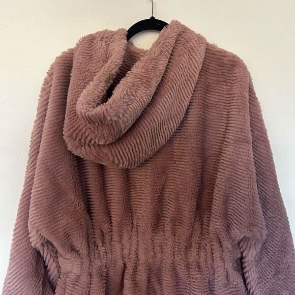 Moon River Faux Fur Taupe Full Zip Jacket Size L Mob Wife Cruella Deville - Picture 11 of 13